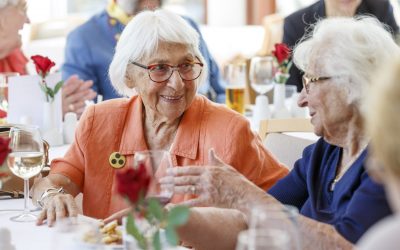 Kursana Wien-Tivoli berät beim Informationsstand am Meidlinger Seniorentag 2018 zum Leben in der Seniorenresidenz.
